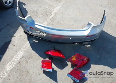 2015 BMW 740I z USA, uszkodzony, nr VIN WBAYA6C54FGK16635